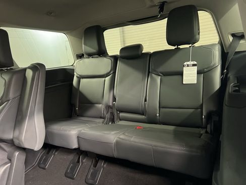 New 2026 Ford Expedition Active image 29