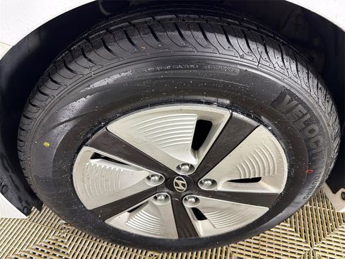 Used 2019 Hyundai Ioniq Blue image 11