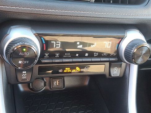 Certified 2025 Toyota RAV4 XLE image 18