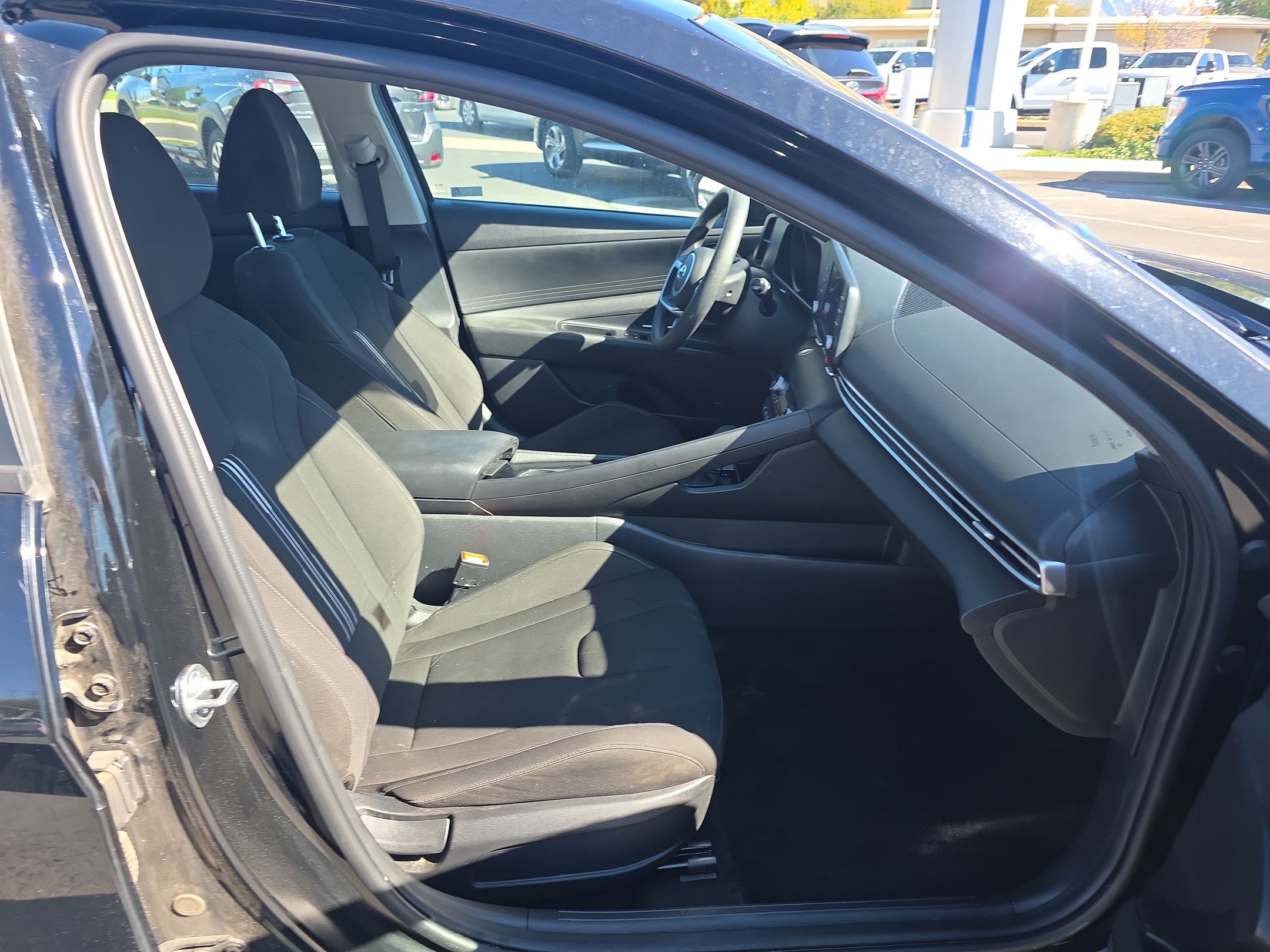 Used 2023 Hyundai Elantra Blue w/ Cargo Package FWD image 32