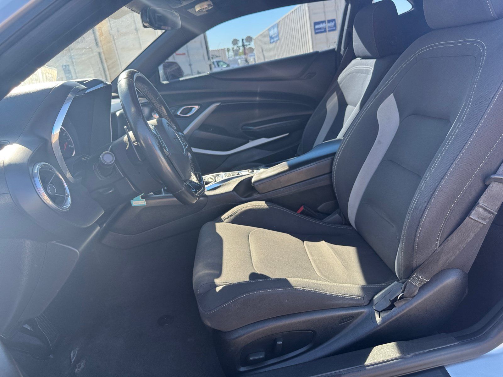 Used 2018 Chevrolet Camaro LT RWD image 13