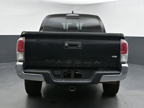Used 2023 Toyota Tacoma TRD Off-Road image 8