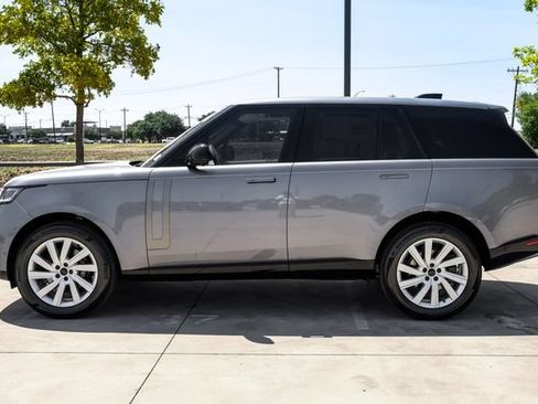 New 2026 Land Rover Range Rover SE AWD/4WD image 12