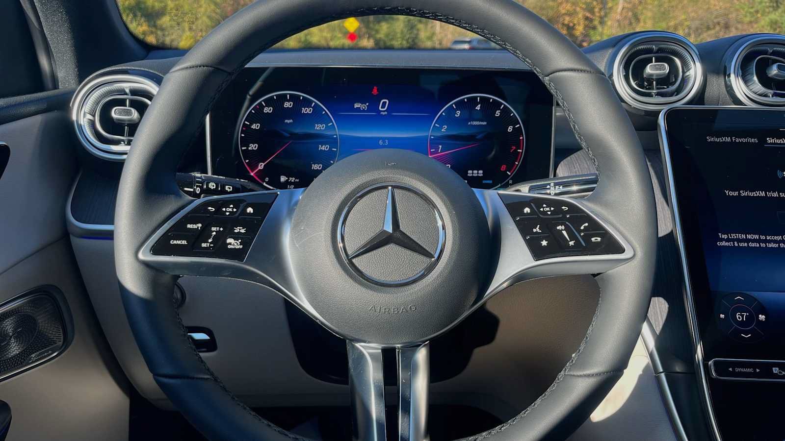 Used 2027 Mercedes-Benz GLC 300 4MATIC image 37