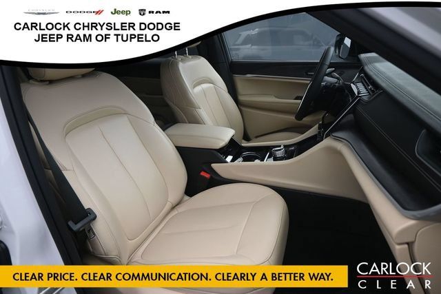 Used 2023 Jeep Grand Cherokee Limited AWD/4WD image 36