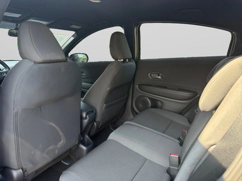 Used 2021 Honda HR-V Sport image 25