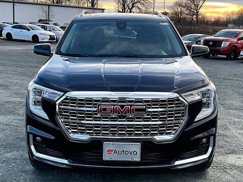 Used 2022 GMC Terrain Denali w/ Denali Premium Package image 7