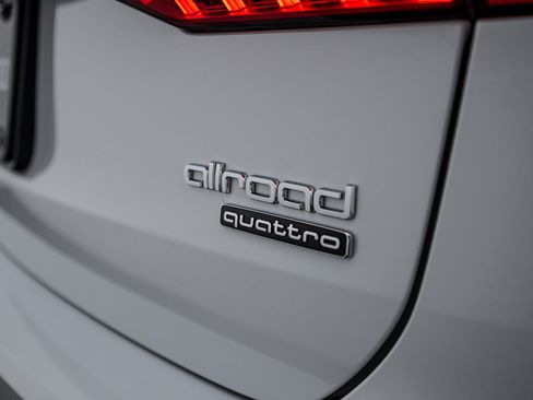 Used 2025 Audi A6 Premium Plus w/ Driver Assistance Package image 25