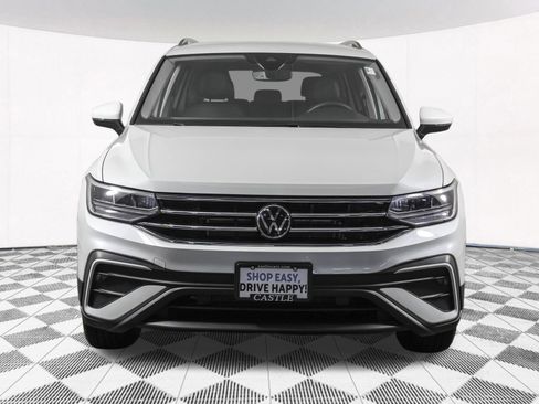 Used 2023 Volkswagen Tiguan SE FWD image 10