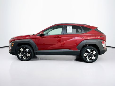 Used 2025 Hyundai Kona SEL AWD/4WD image 4