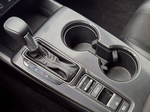 Used 2025 Honda Civic Sport image 16