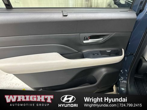 Used 2024 Toyota Grand Highlander Limited image 12