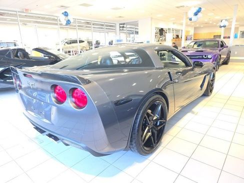 Used 2010 Chevrolet Corvette Base image 4