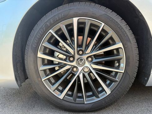 Used 2022 Lexus ES 350 w/ Premium Package FWD image 21