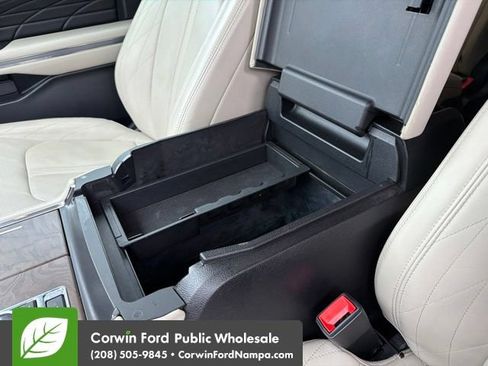 Used 2019 Ford Expedition Platinum AWD/4WD image 24