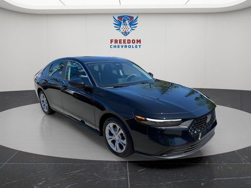 Used 2024 Honda Accord LX image 8