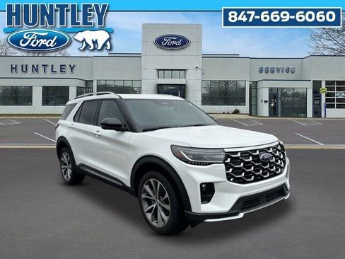 Used 2025 Ford Explorer Platinum w/ Ultimate Package AWD/4WD image 4