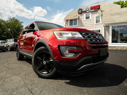 Used 2017 Ford Explorer XLT w/ Equipment Group 202A
