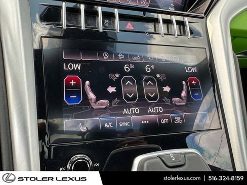 Used 2020 Lamborghini Urus AWD/4WD image 33