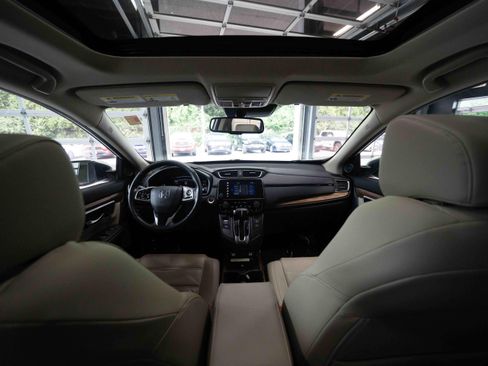 Used 2020 Honda CR-V Touring image 19