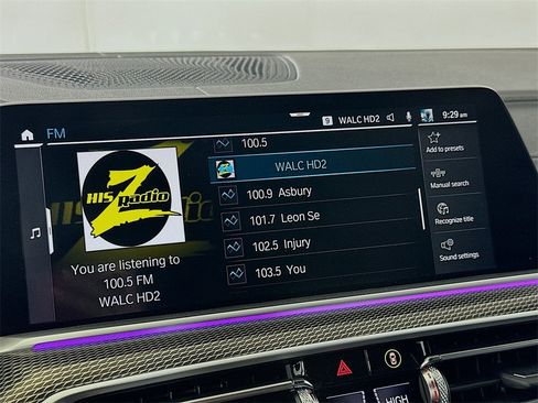 Used 2022 BMW X5 xDrive45e w/ M Sport Package image 30