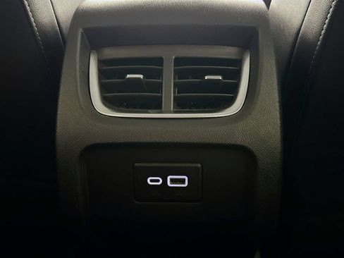 Used 2023 Chevrolet Blazer LT FWD image 30
