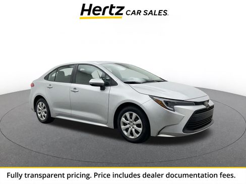 Used 2025 Toyota Corolla LE FWD image 1