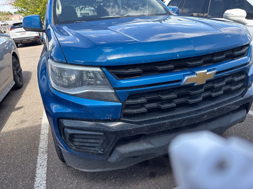 Used 2022 Chevrolet Colorado W/T w/ Custom Special Edition AWD/4WD image 5