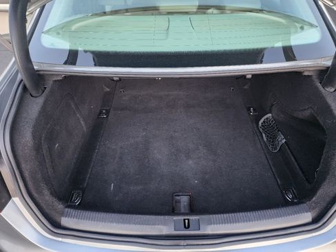 Used 2010 Audi A4 2.0T Premium Plus image 10