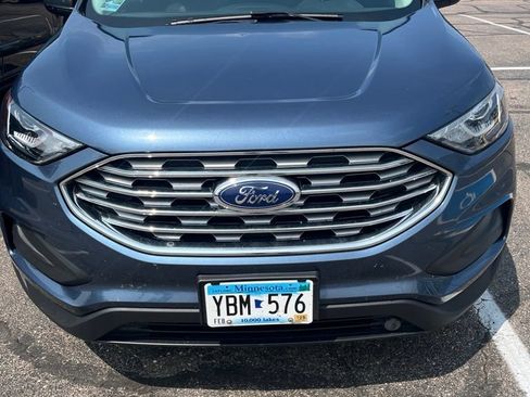 Used 2019 Ford Edge SE AWD/4WD image 2