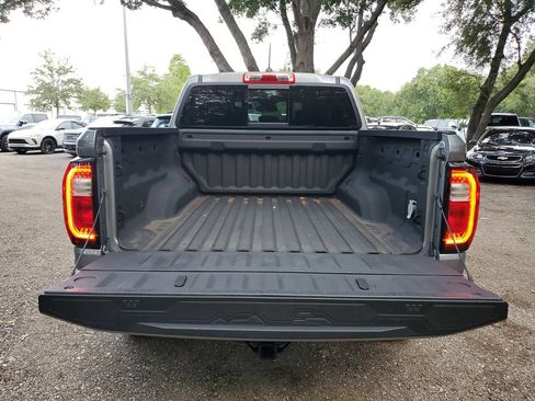 Used 2023 GMC Canyon AT4 AWD/4WD image 8