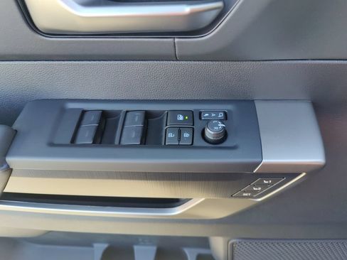 New 2026 Toyota Tundra Platinum AWD/4WD image 12