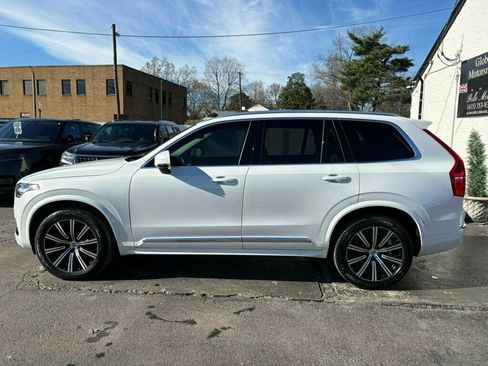 Used 2024 Volvo XC90 B5 Core w/ Protection Package Premier image 2