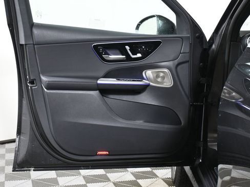 Used 2026 Mercedes-Benz GLC 300 4MATIC image 23