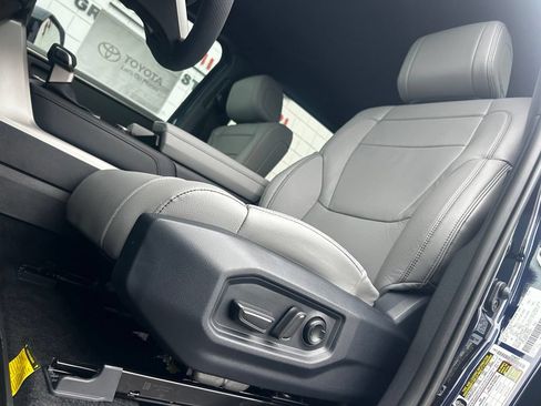 New 2026 Toyota Tundra Limited AWD/4WD image 12