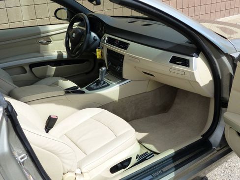 Used 2008 BMW 328i Convertible RWD image 20