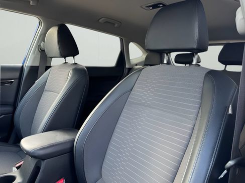 Used 2022 Kia Seltos S FWD image 12