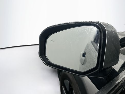 Used 2025 Hyundai Santa Fe SEL FWD image 16