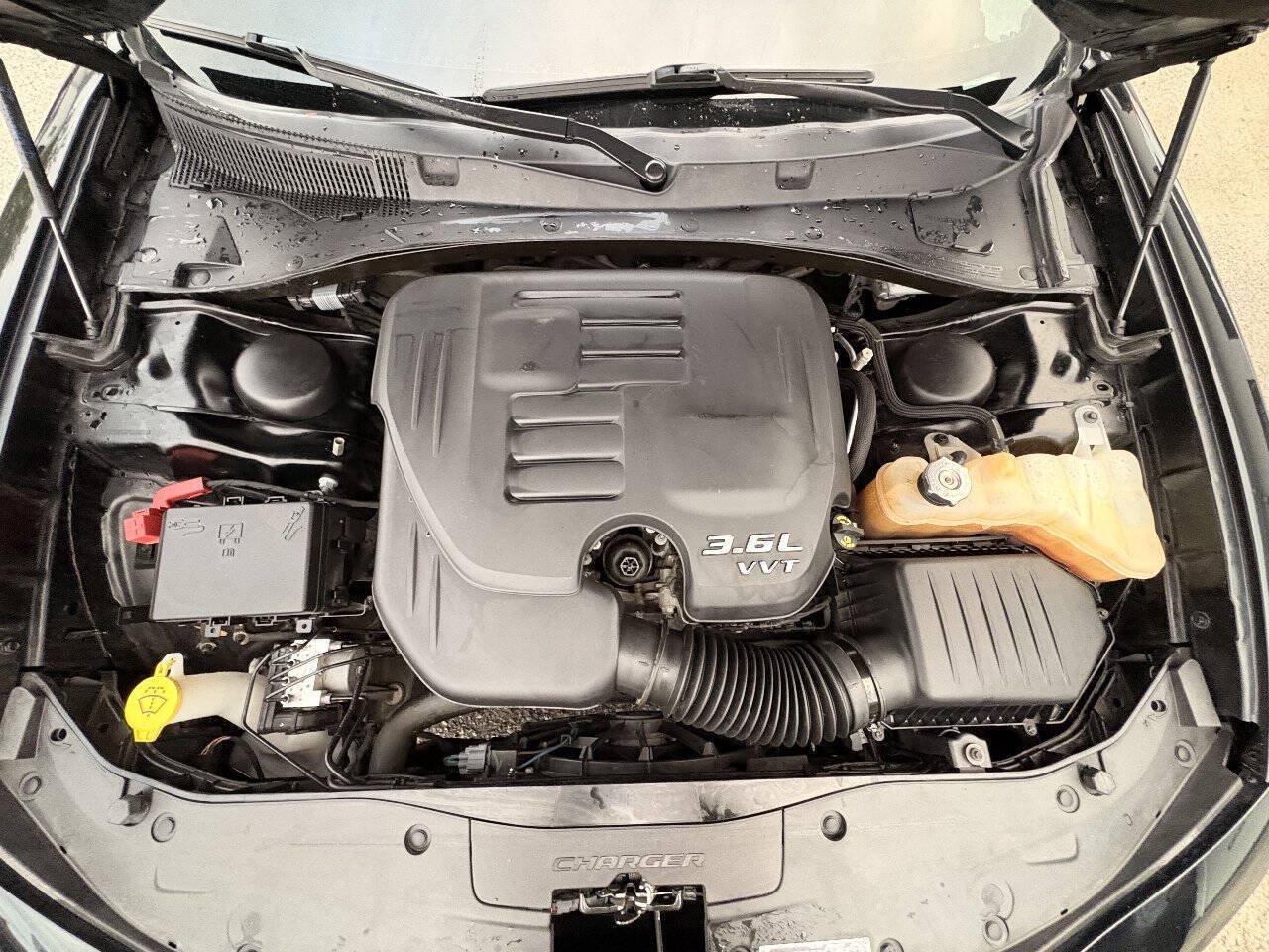 Used 2023 Dodge Charger SXT RWD image 32