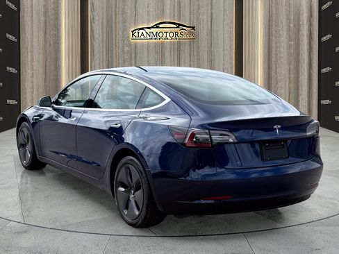 Used 2019 Tesla Model 3 Standard Range RWD image 5