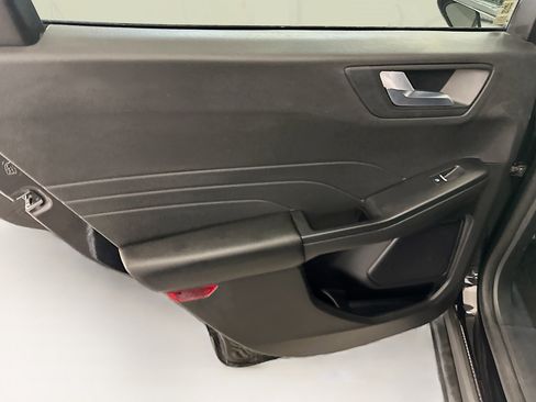 Used 2024 Ford Escape ST-Line image 27