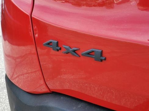 Used 2015 Jeep Renegade Trailhawk AWD/4WD image 27