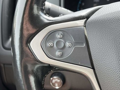 Used 2017 Chevrolet Colorado Z71 AWD/4WD image 29