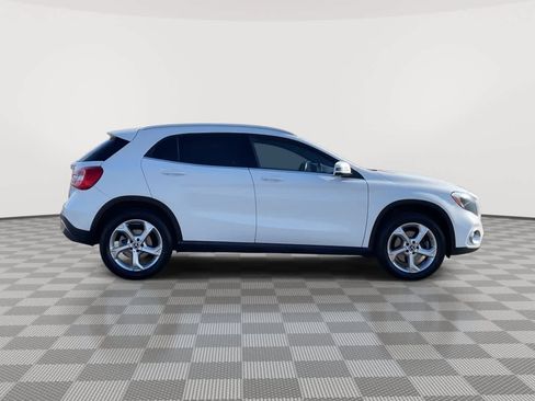 Used 2020 Mercedes-Benz GLA 250 4MATIC image 9