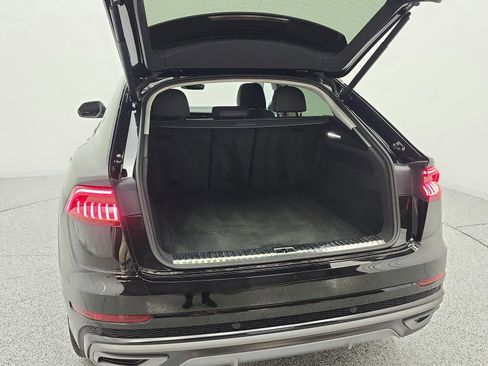 Used 2023 Audi Q8 Premium Plus w/ Premium Plus Package image 21
