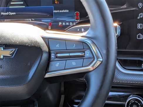 Used 2025 Chevrolet Equinox LT image 23