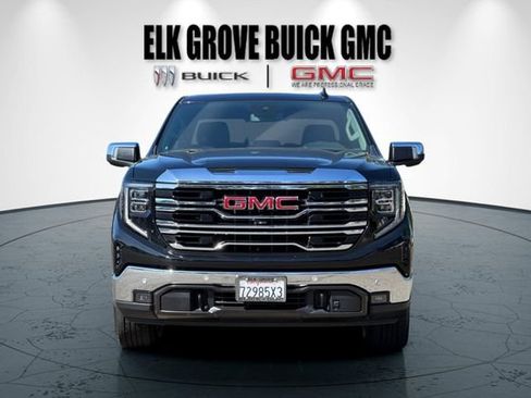 Used 2024 GMC Sierra 1500 SLT w/ SLT Premium Plus Package AWD/4WD image 9