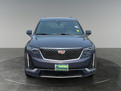 Used 2025 Cadillac XT6 Luxury AWD/4WD image 2