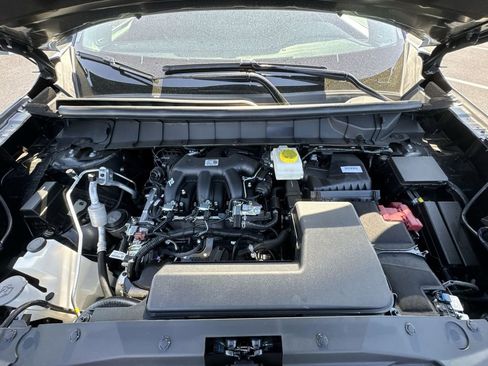 New 2026 Nissan Pathfinder SL w/ SL Premium Package AWD/4WD image 19