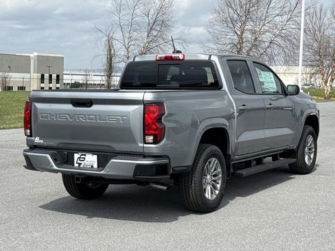 New 2026 Chevrolet Colorado LT RWD image 12